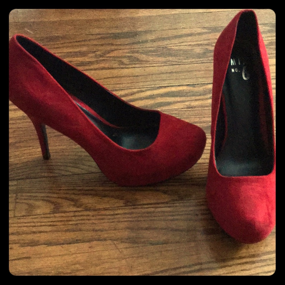 Suede red stiletto pumps